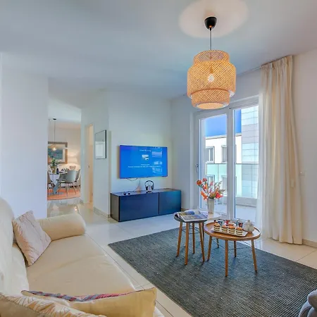 Apartman Il Parco Exclusive - With Balcony & Views - Happy