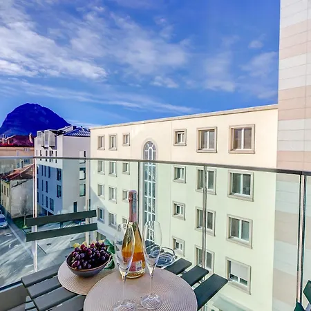 Il Parco Exclusive - With Balcony & Views - Happy Apartman