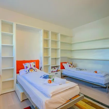 Il Parco Exclusive - With Balcony & Views - Happy Lugano